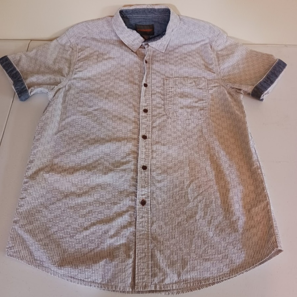 Northwest Territory button down shirt,‎ size Large
